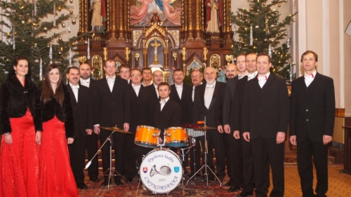 Vianocny-koncert-2014-Chynorany-1