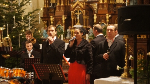 Vianocny-koncert-2014-Chynorany-11