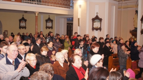Vianocny-koncert-2014-Chynorany-13