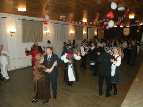 Fasinagy-v-kroji-2012-19
