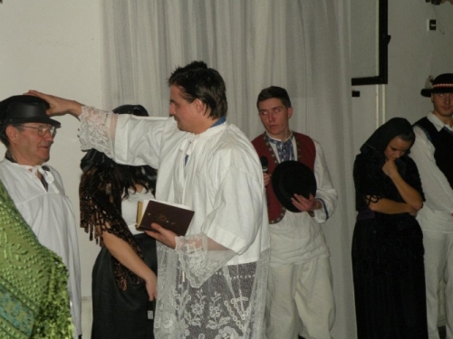 Fasinagy-v-kroji-2012-32