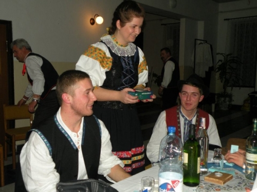 Fasinagy-v-kroji-2012-55