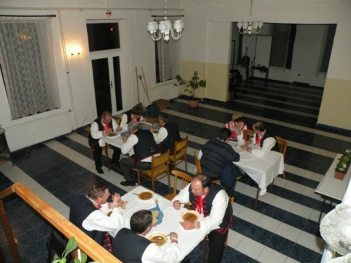 Fasinagy-v-kroji-2012-58