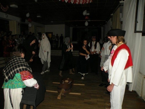 Fasinagy-v-kroji-2012-6