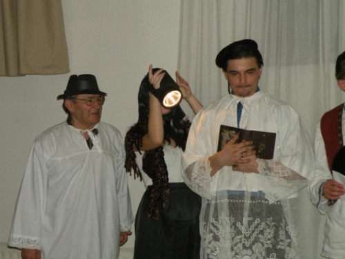 Fasinagy-v-kroji-2012-7